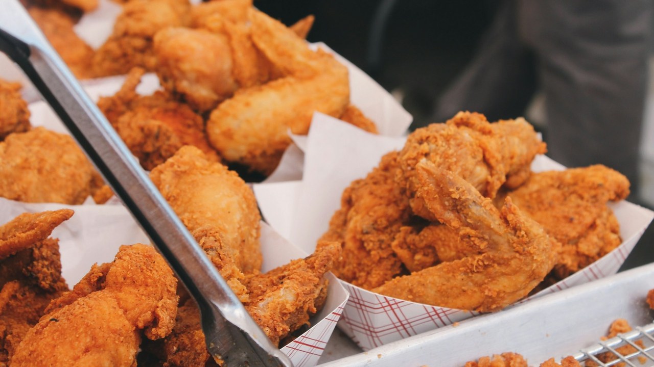 14 Top Restaurant Chains For Fried Chicken cover