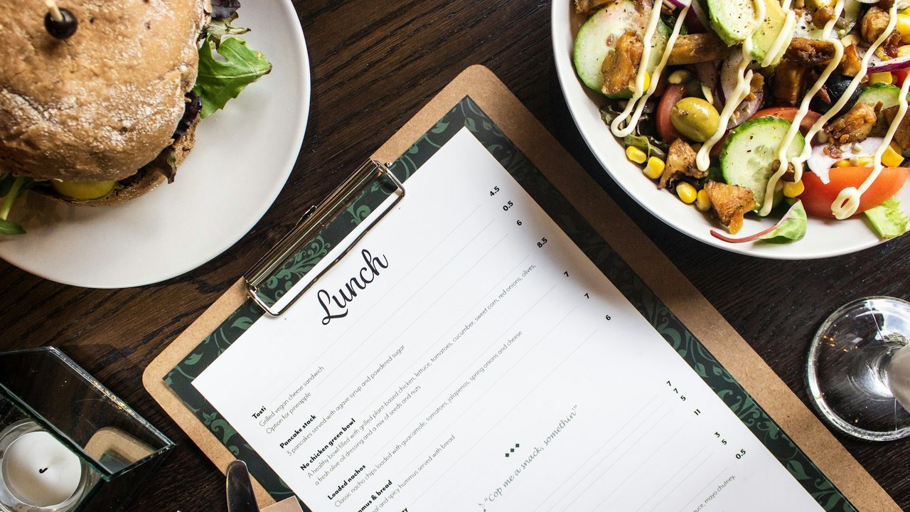 8 Top Brands Offering Senior Menus And Discounts cover