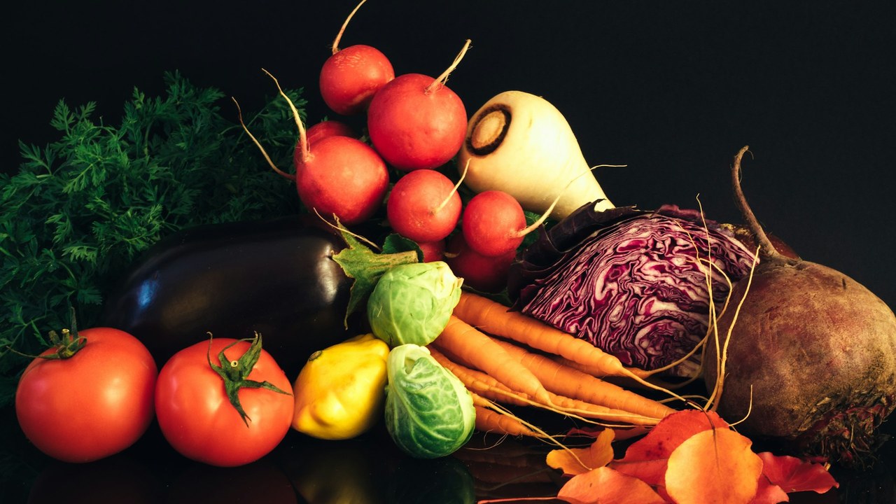 9 Warning Signs Your Gut Health Is Off cover