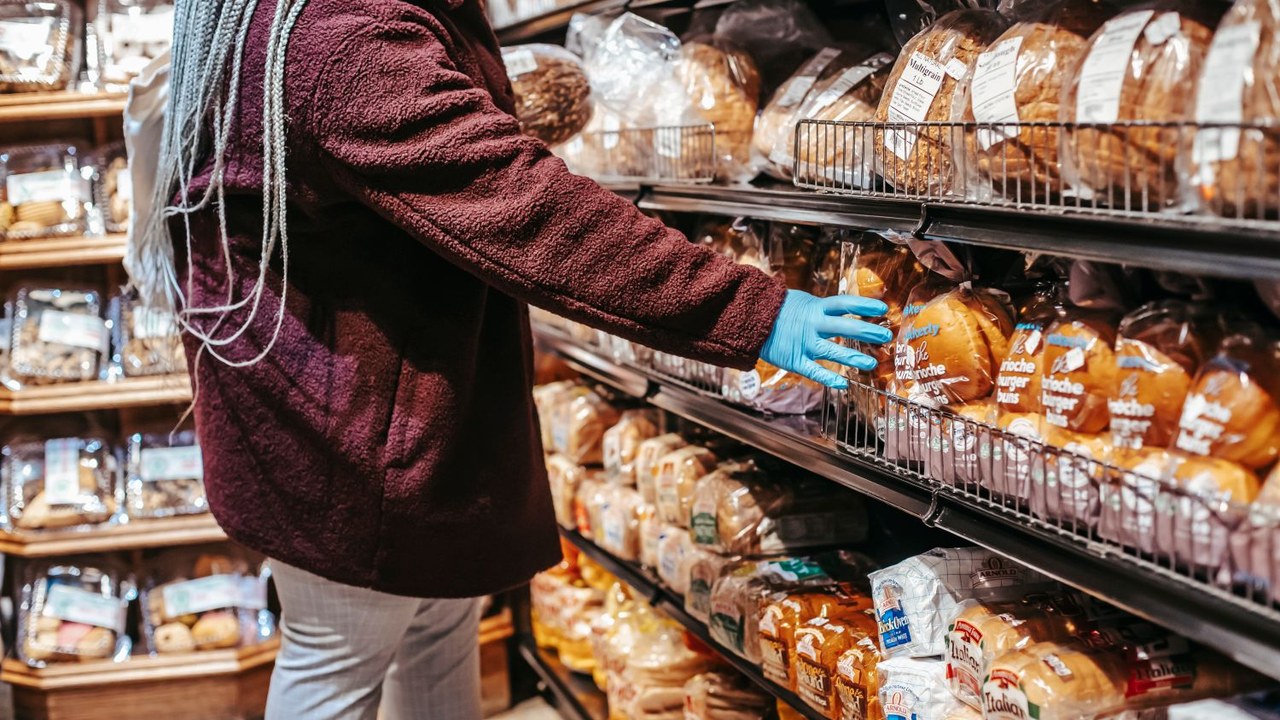 Walmart’s 10 Best Flavor-Packed Foods cover